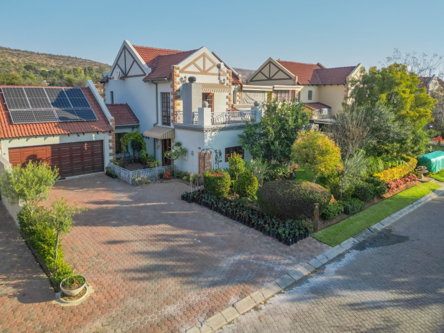 3 Bedroom Property for Sale in Meerhof North West